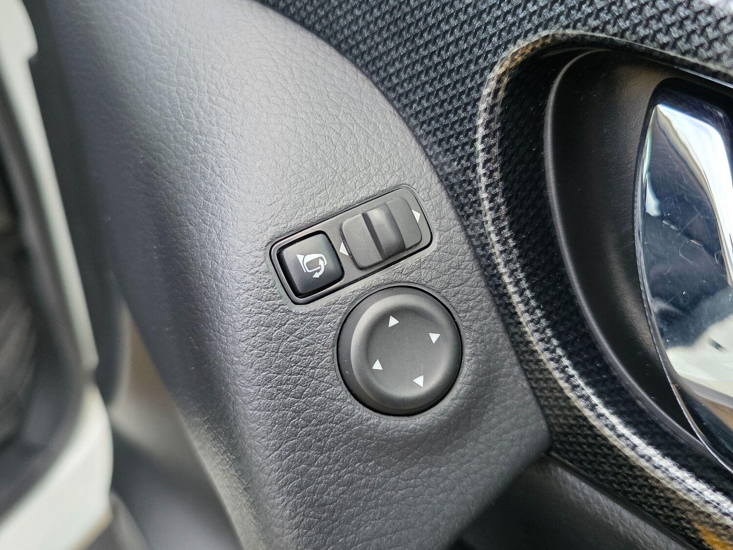 Used Nissan X-Trail for sale - 78214585: Photo 40