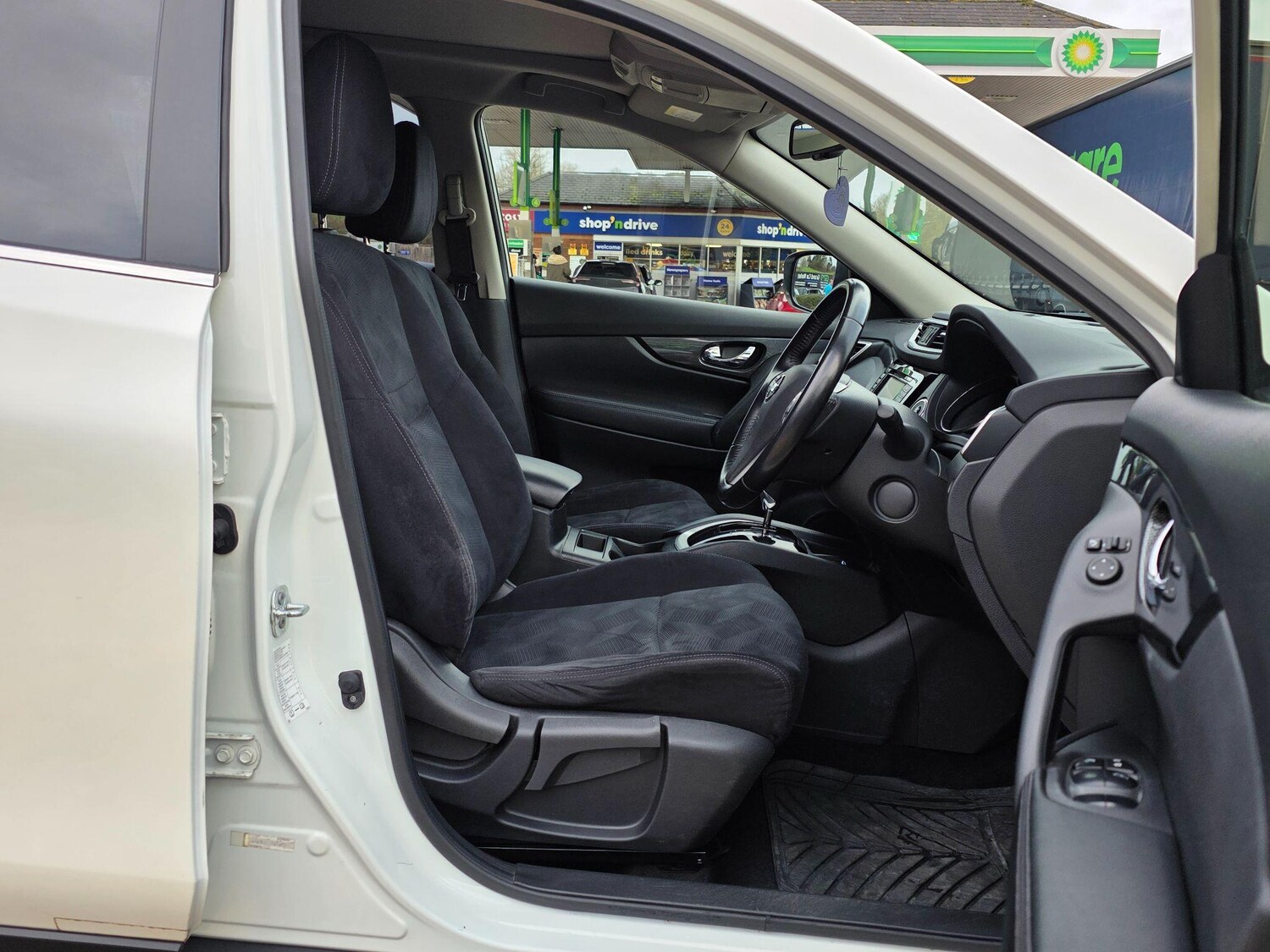 Used Nissan X-Trail for sale - 78214585: Photo 70