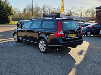 Used Volvo V70 2008 for sale - 77853562: Photo