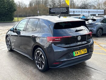 Used Volkswagen ID.3 2020 for sale - 77688822: Photo