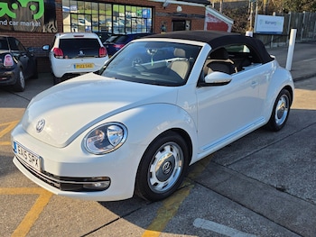 Used Volkswagen Beetle 2015 for sale - 77688807: Photo
