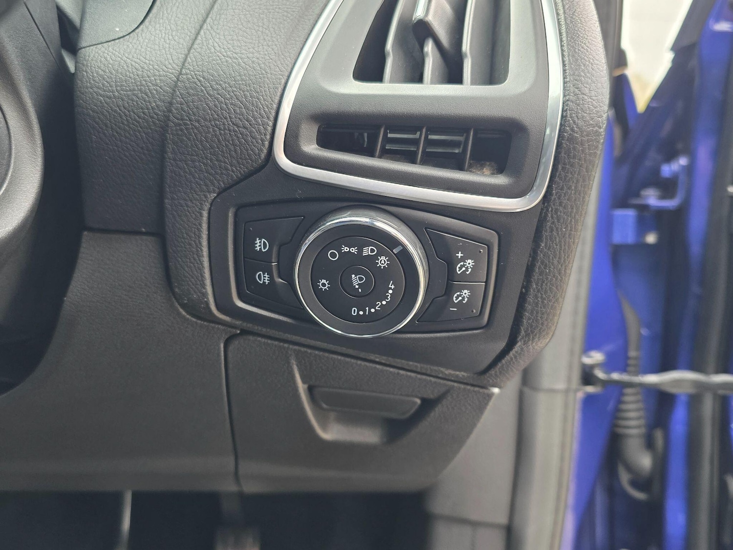 Used Ford Focus 2013 for sale - 77688811: Photo 32