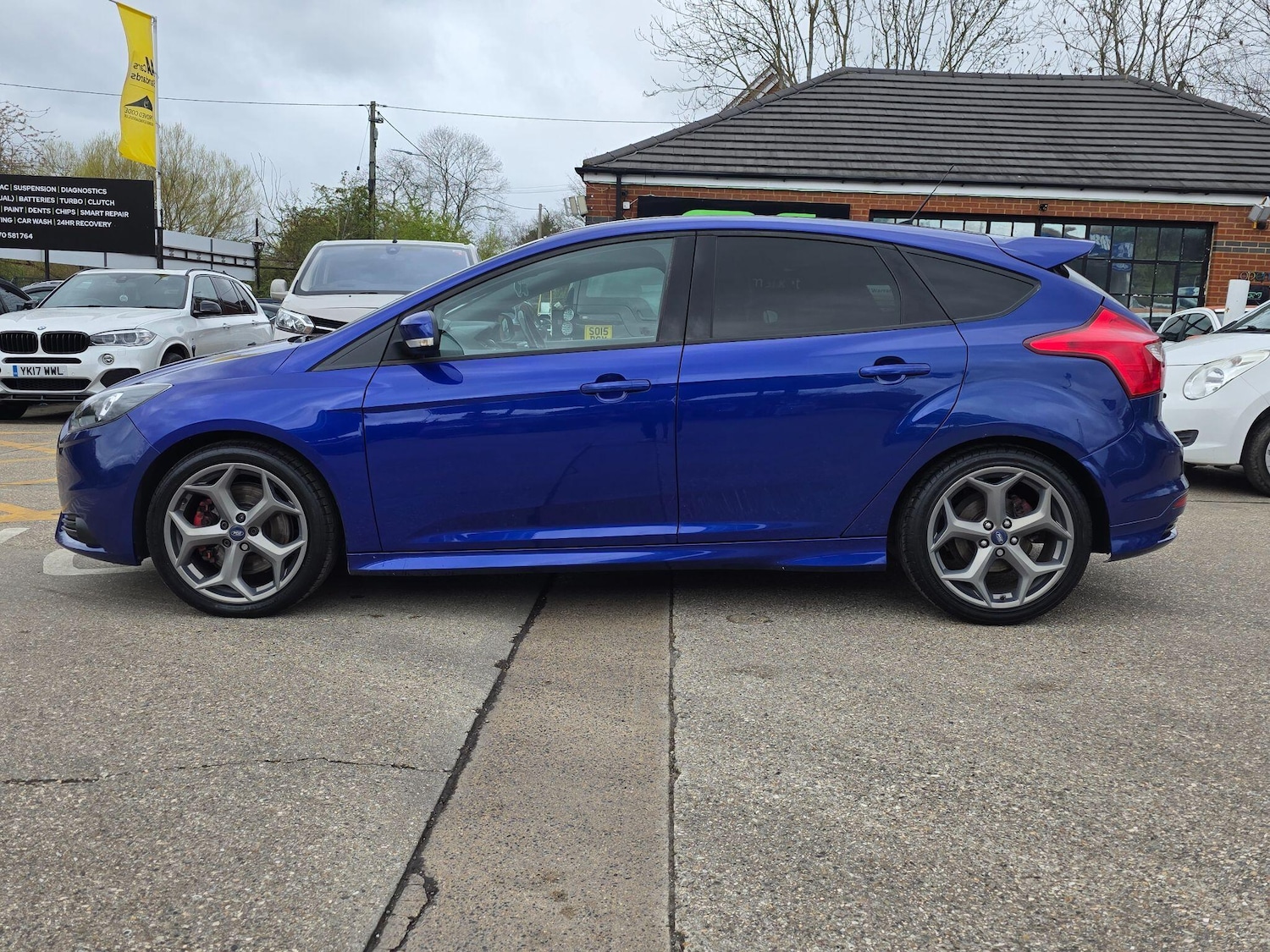 Used Ford Focus 2013 for sale - 77688811: Photo 9