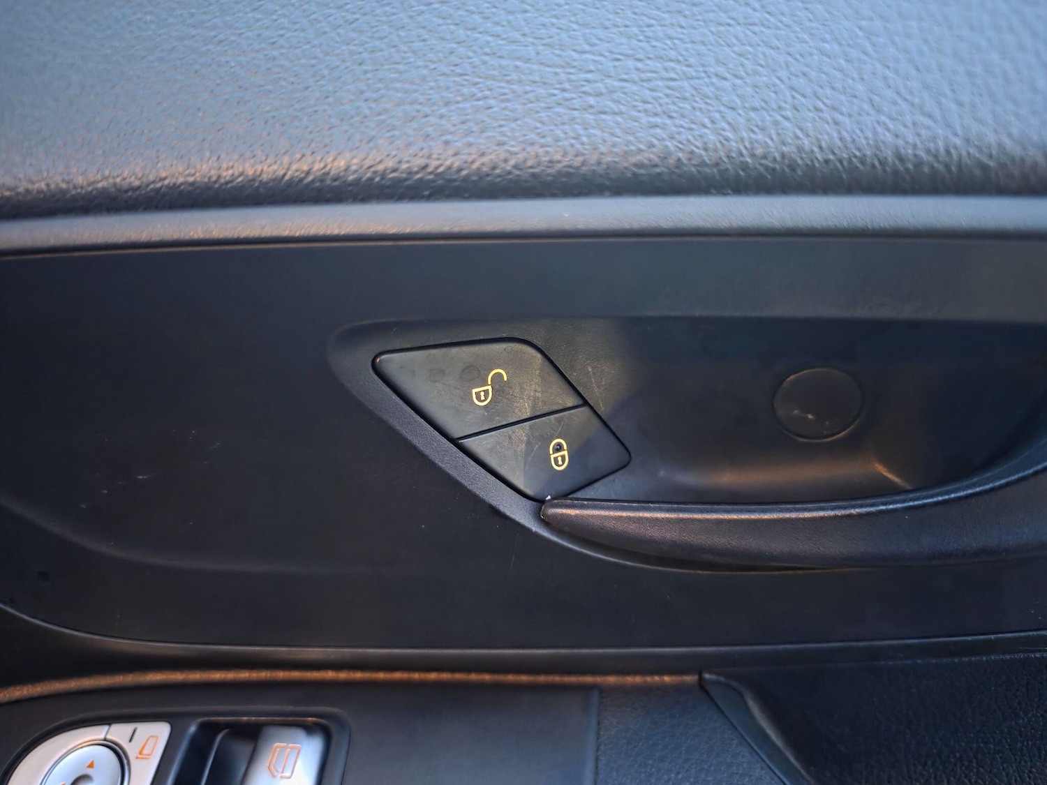 Used Mercedes-Benz Vito for sale - 77688786: Photo 19