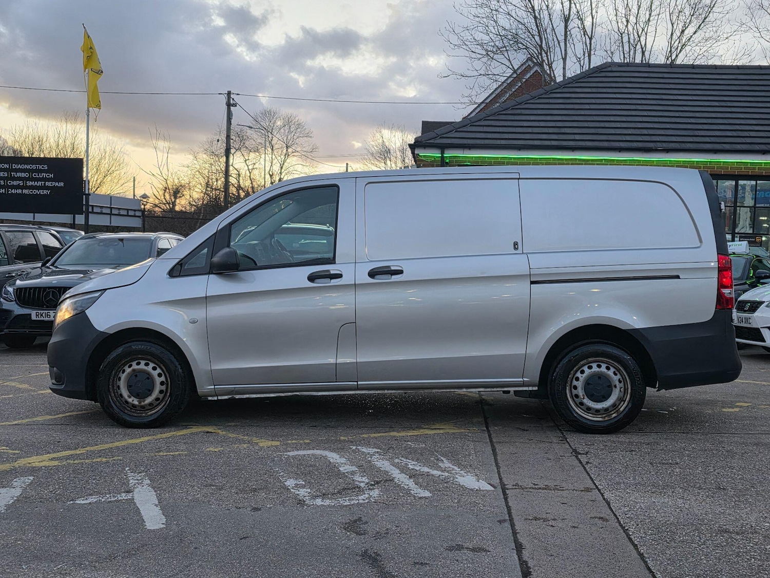 Used Mercedes-Benz Vito for sale - 77688786: Photo 4