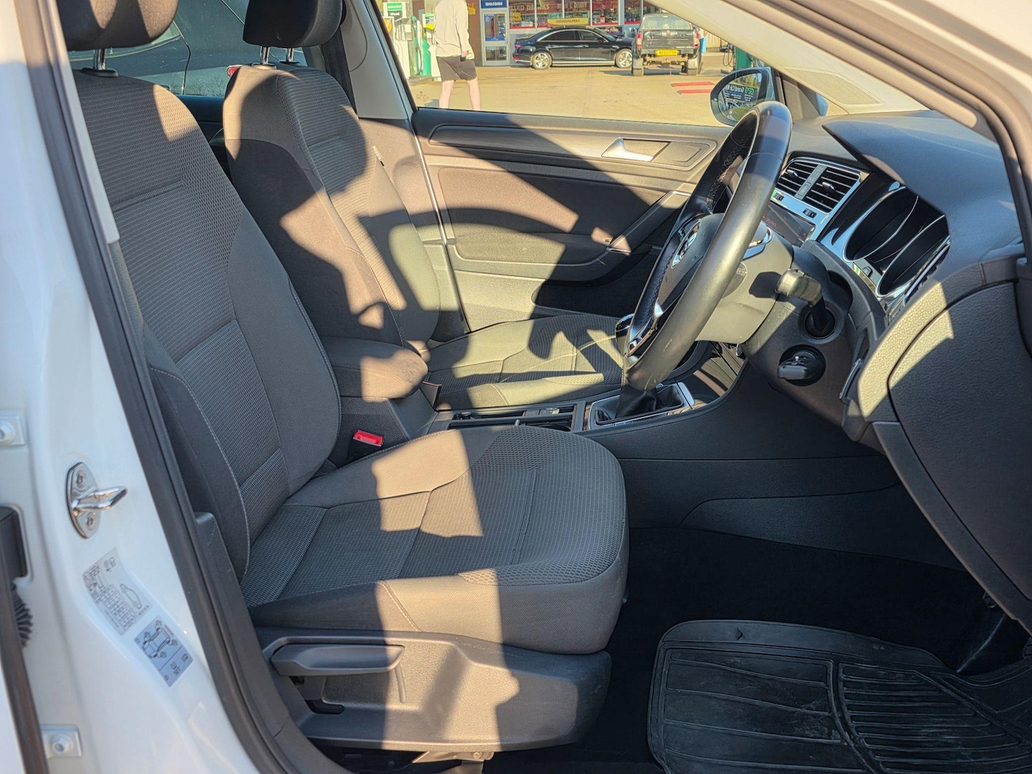 Used Volkswagen Golf for sale - 77688782: Photo 10