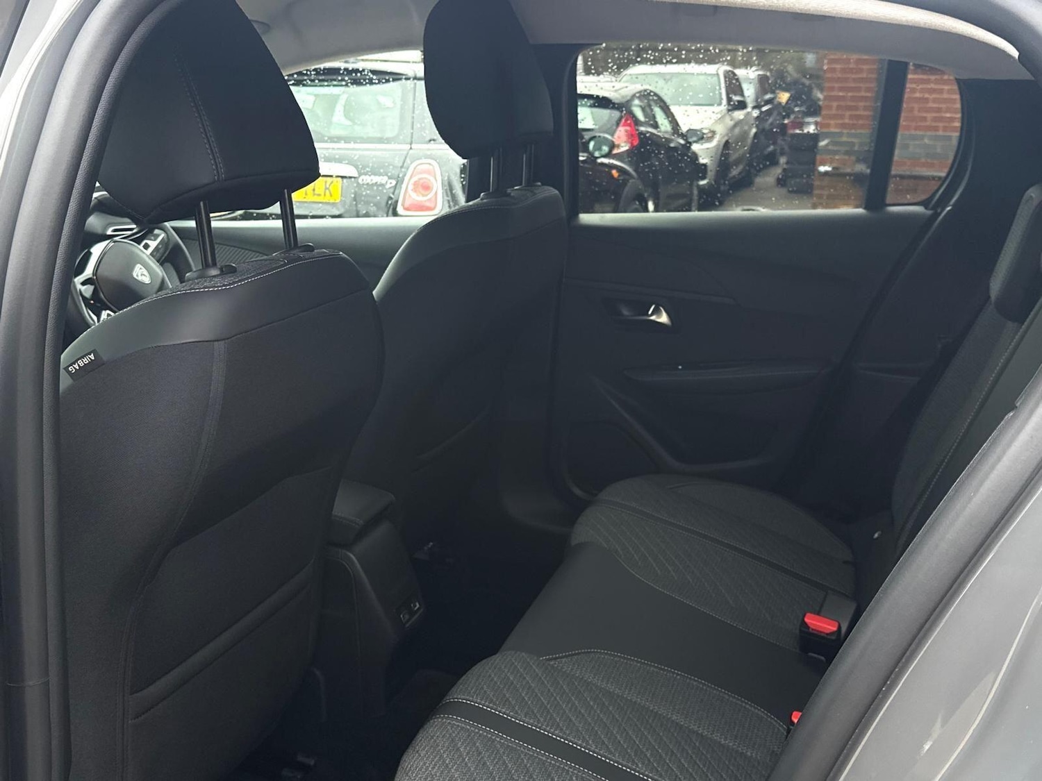 Used Peugeot 208 for sale - 77688798: Photo 24