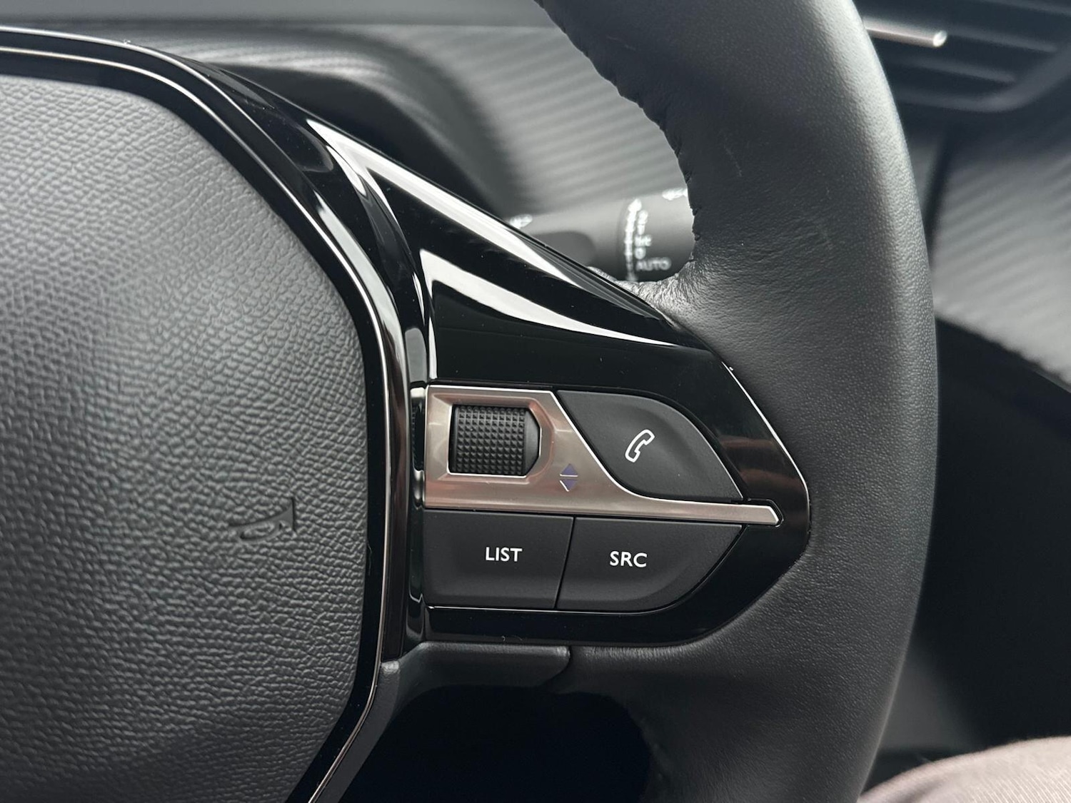 Used Peugeot 208 for sale - 77688798: Photo 30