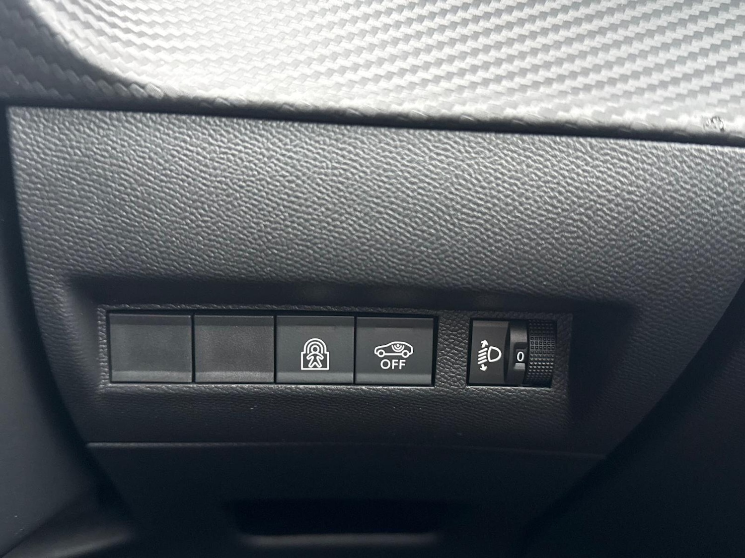 Used Peugeot 208 for sale - 77688798: Photo 31