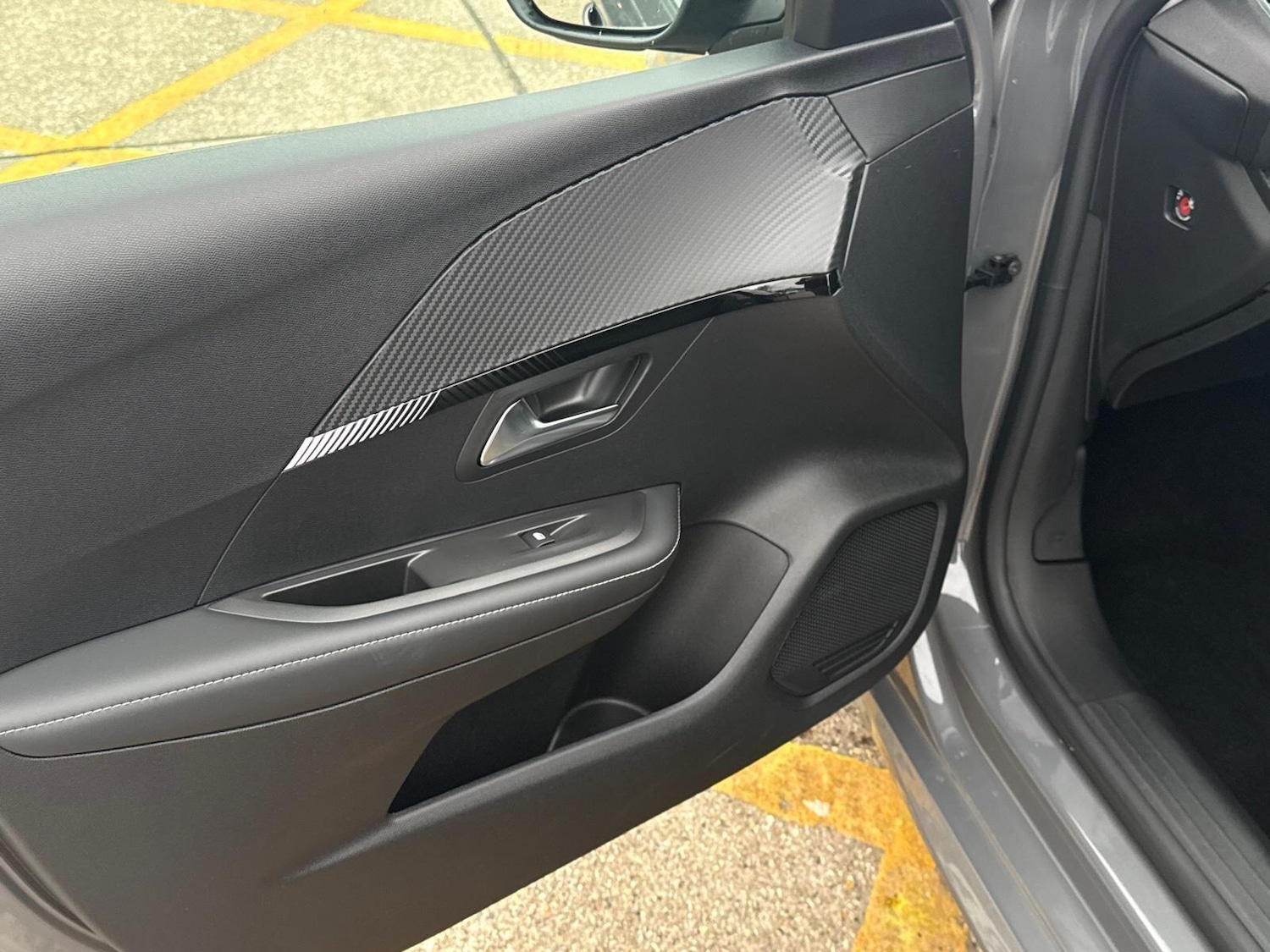 Used Peugeot 208 for sale - 77688798: Photo 39