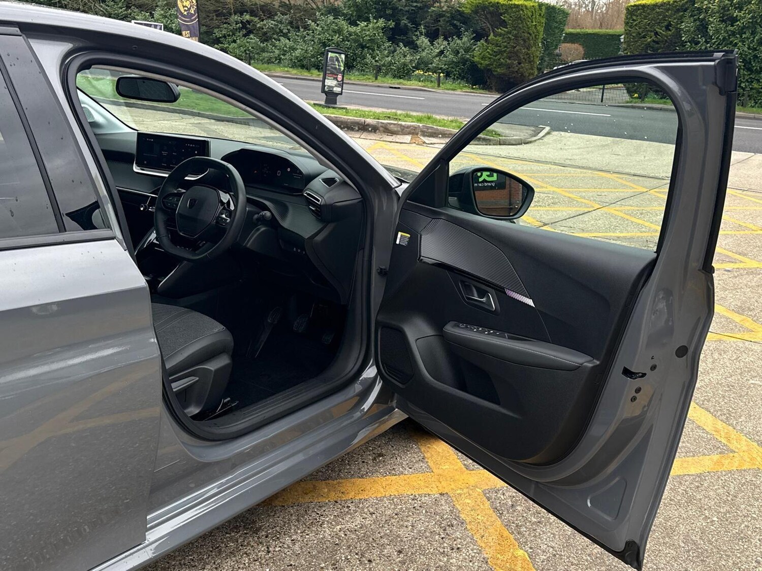 Used Peugeot 208 for sale - 77688798: Photo 42