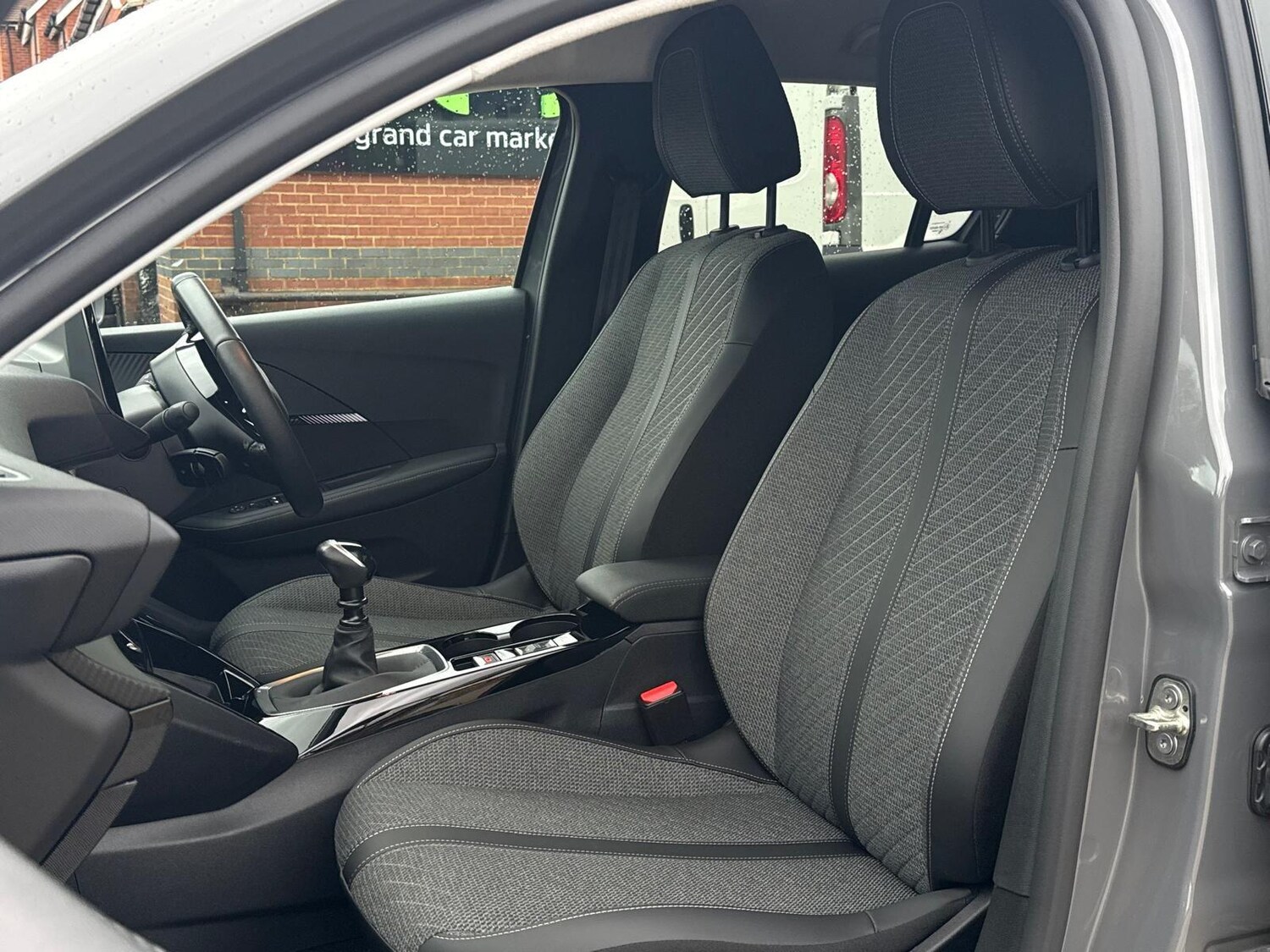 Used Peugeot 208 for sale - 77688798: Photo 63