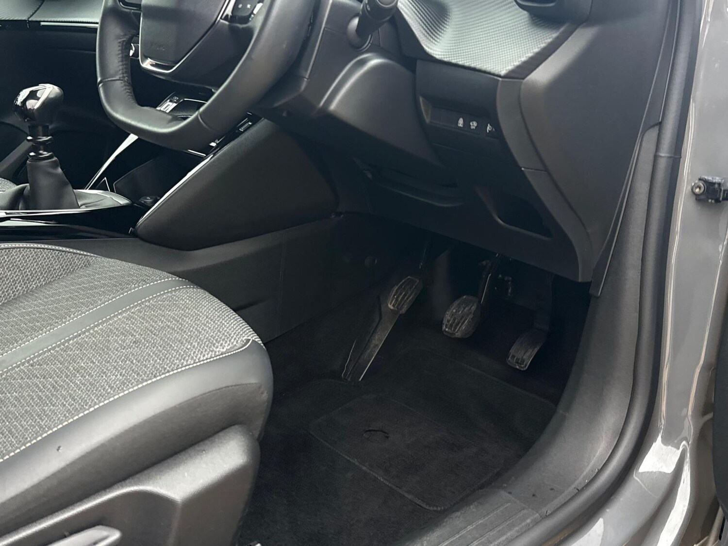 Used Peugeot 208 for sale - 77688798: Photo 64