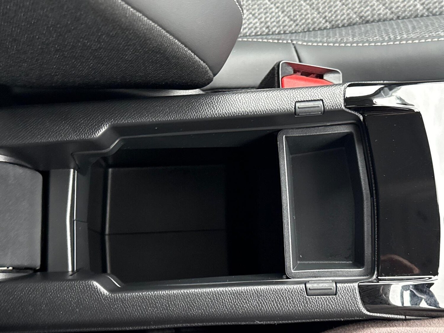 Used Peugeot 208 for sale - 77688798: Photo 71