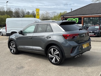 Used Volkswagen T-Roc 2024 for sale - 78361743: Photo