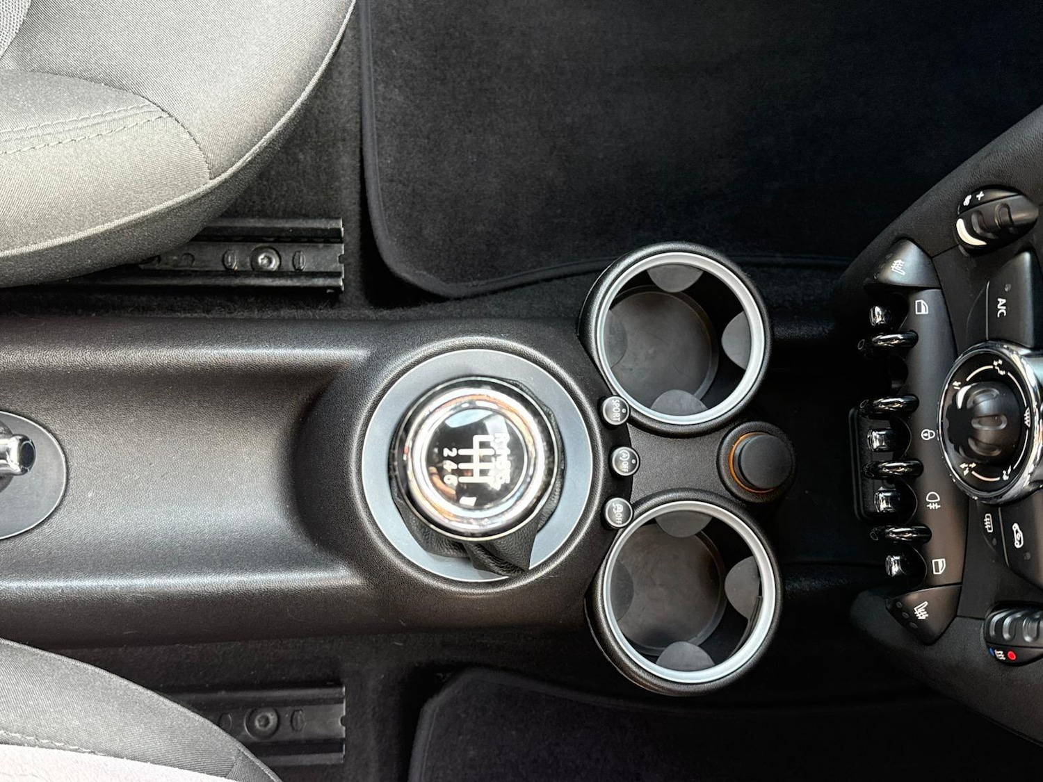 Used MINI Roadster 2014 for sale - 78034438: Photo 19