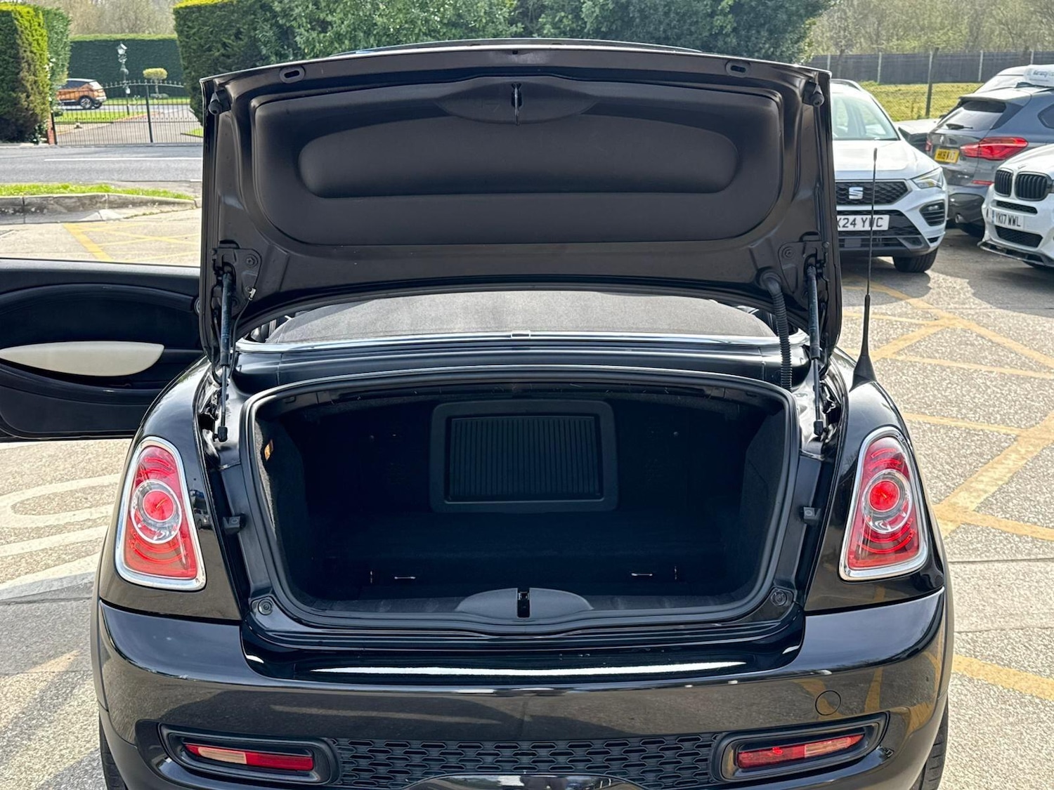 Used MINI Roadster 2014 for sale - 78034438: Photo 41