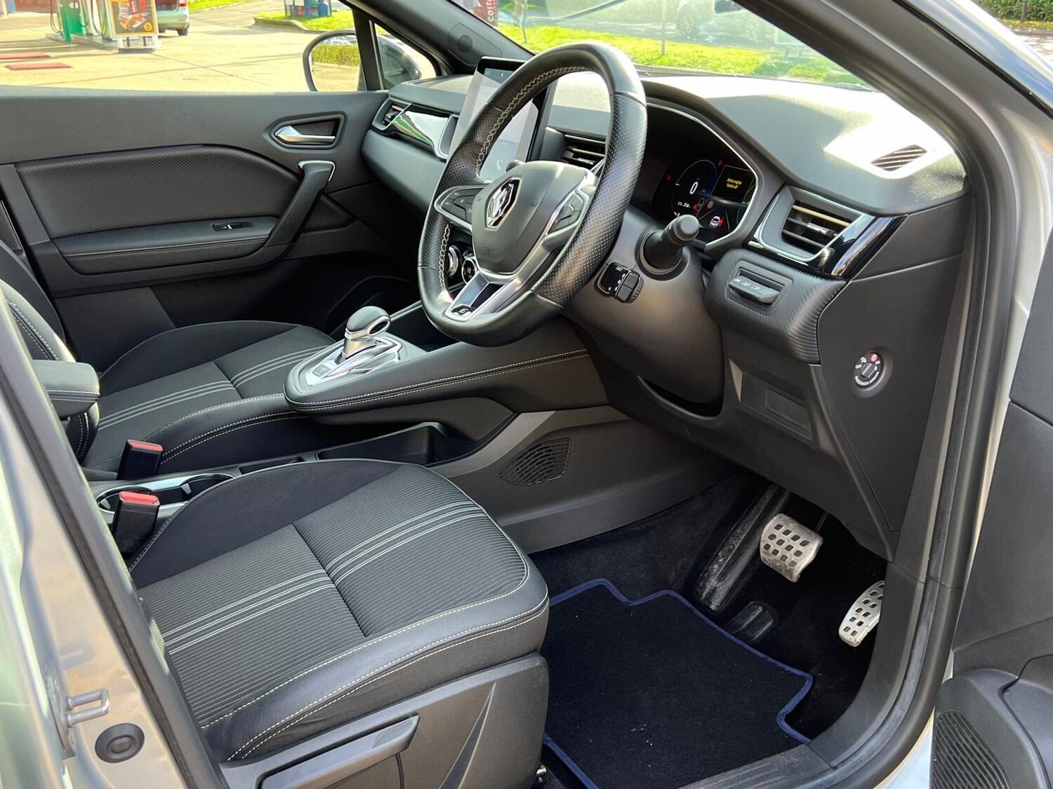 Used Renault Captur 2024 for sale - 77688808: Photo 17