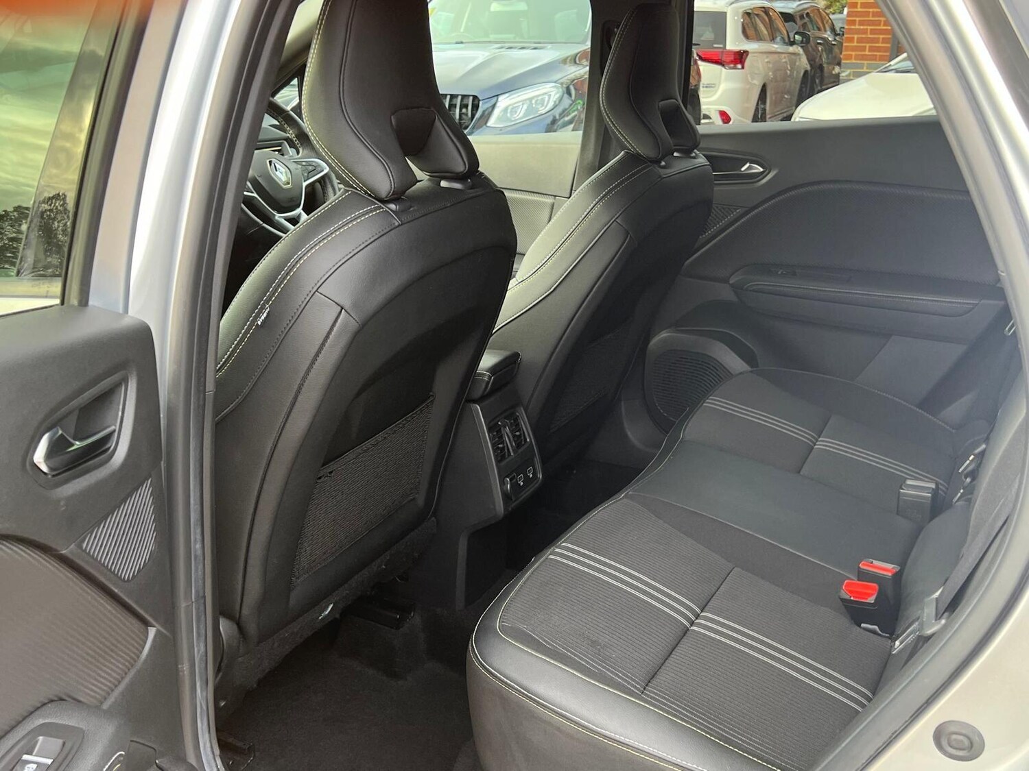 Used Renault Captur 2024 for sale - 77688808: Photo 19