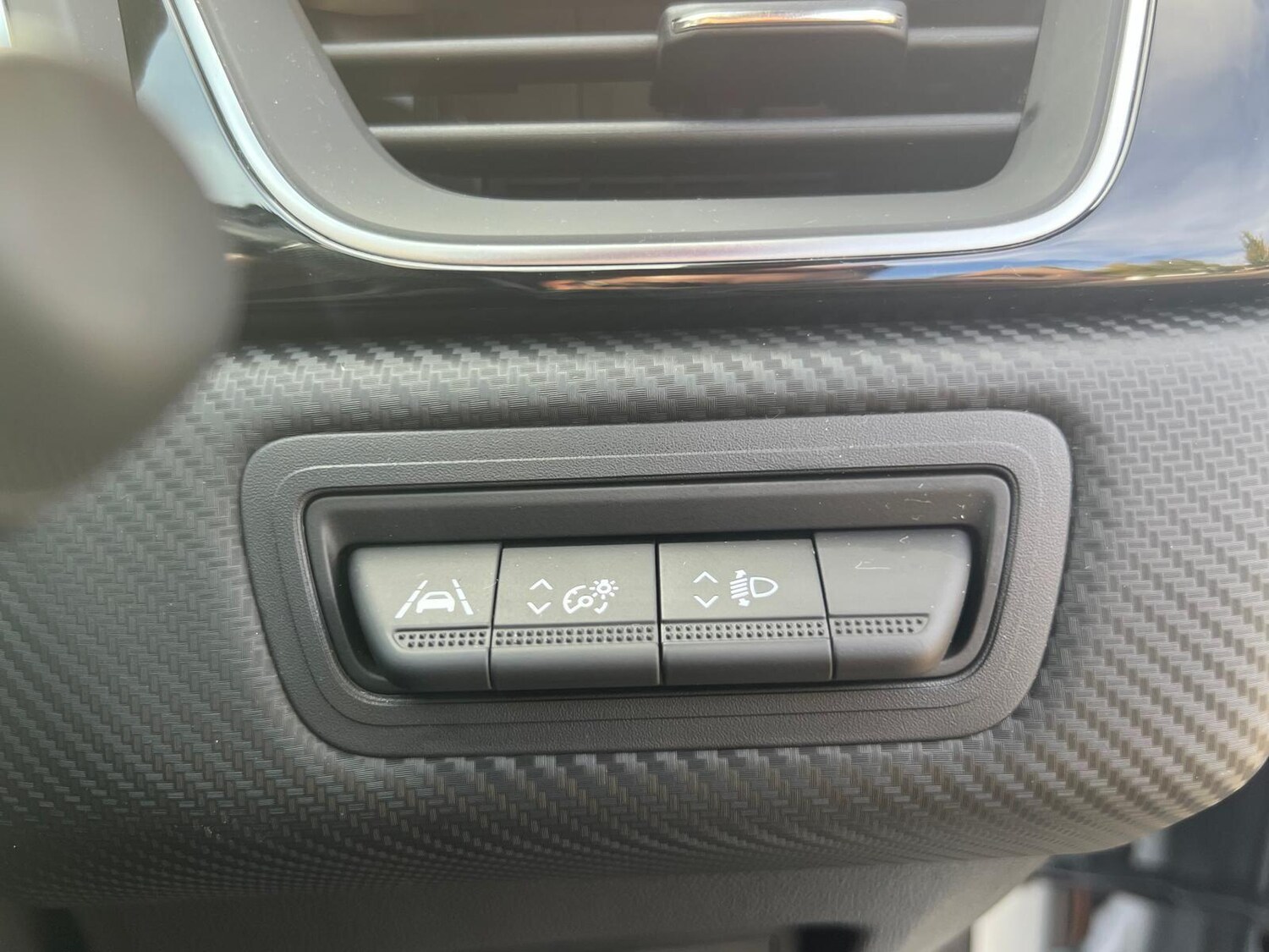 Used Renault Captur 2024 for sale - 77688808: Photo 27