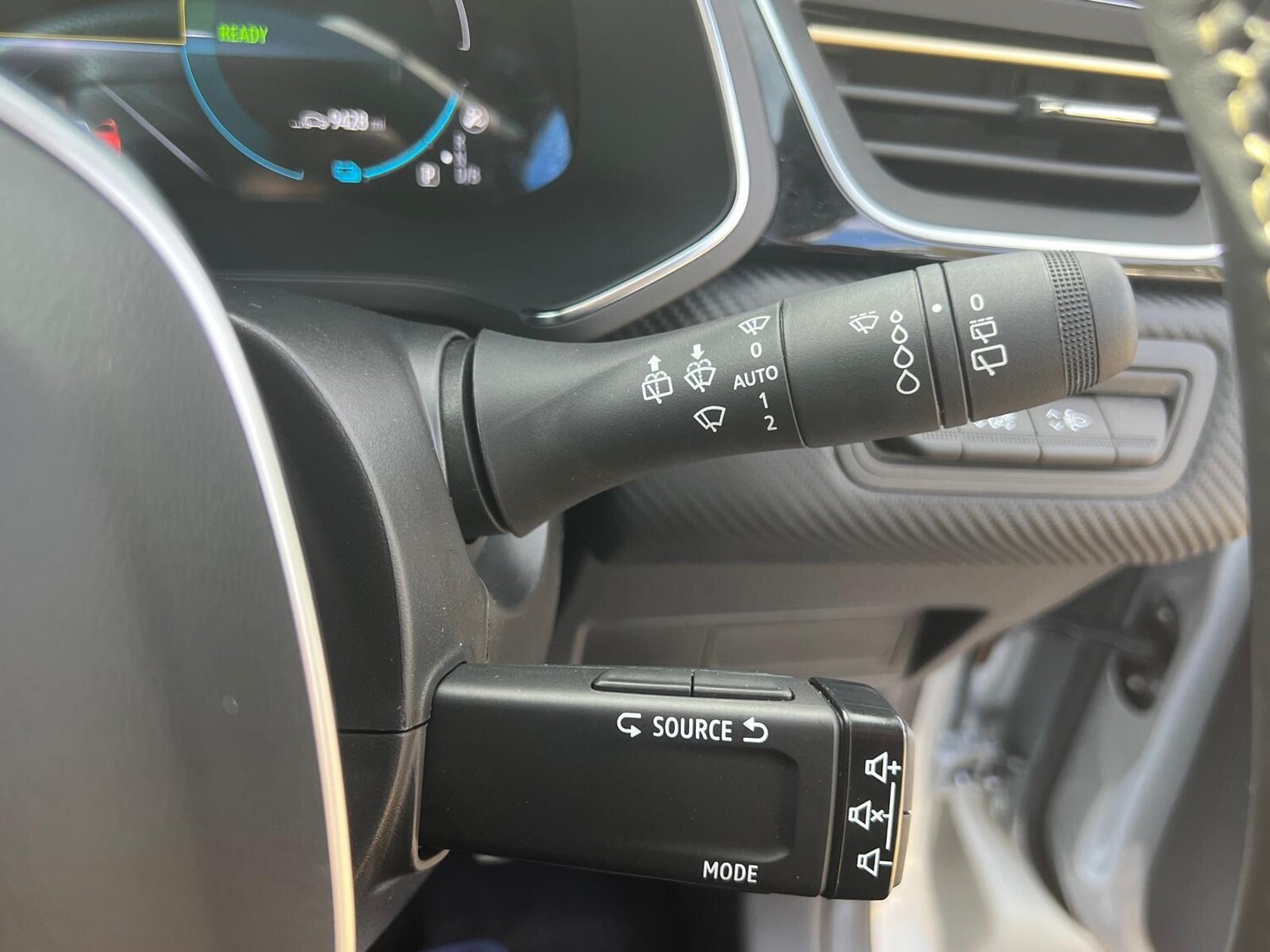 Used Renault Captur 2024 for sale - 77688808: Photo 31