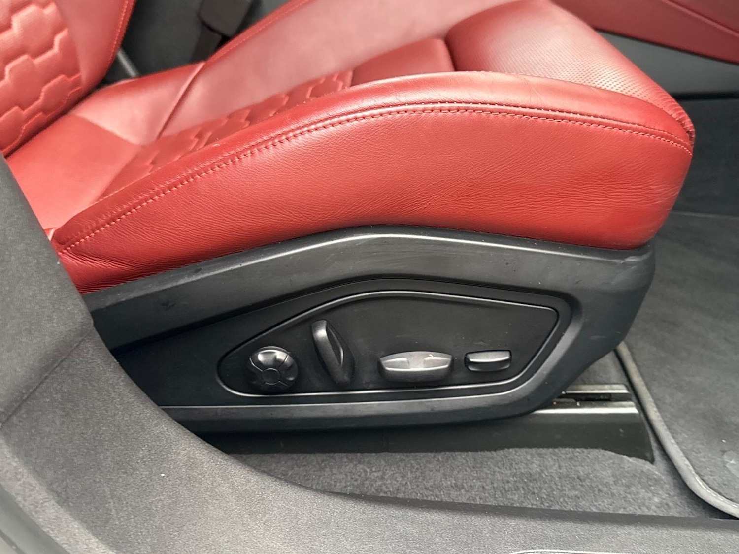 Used Audi RS e-tron GT for sale - 77688816: Photo 29