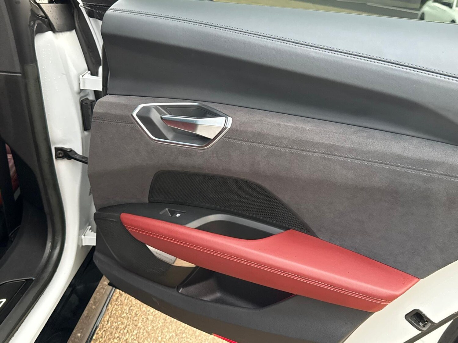 Used Audi RS e-tron GT for sale - 77688816: Photo 31