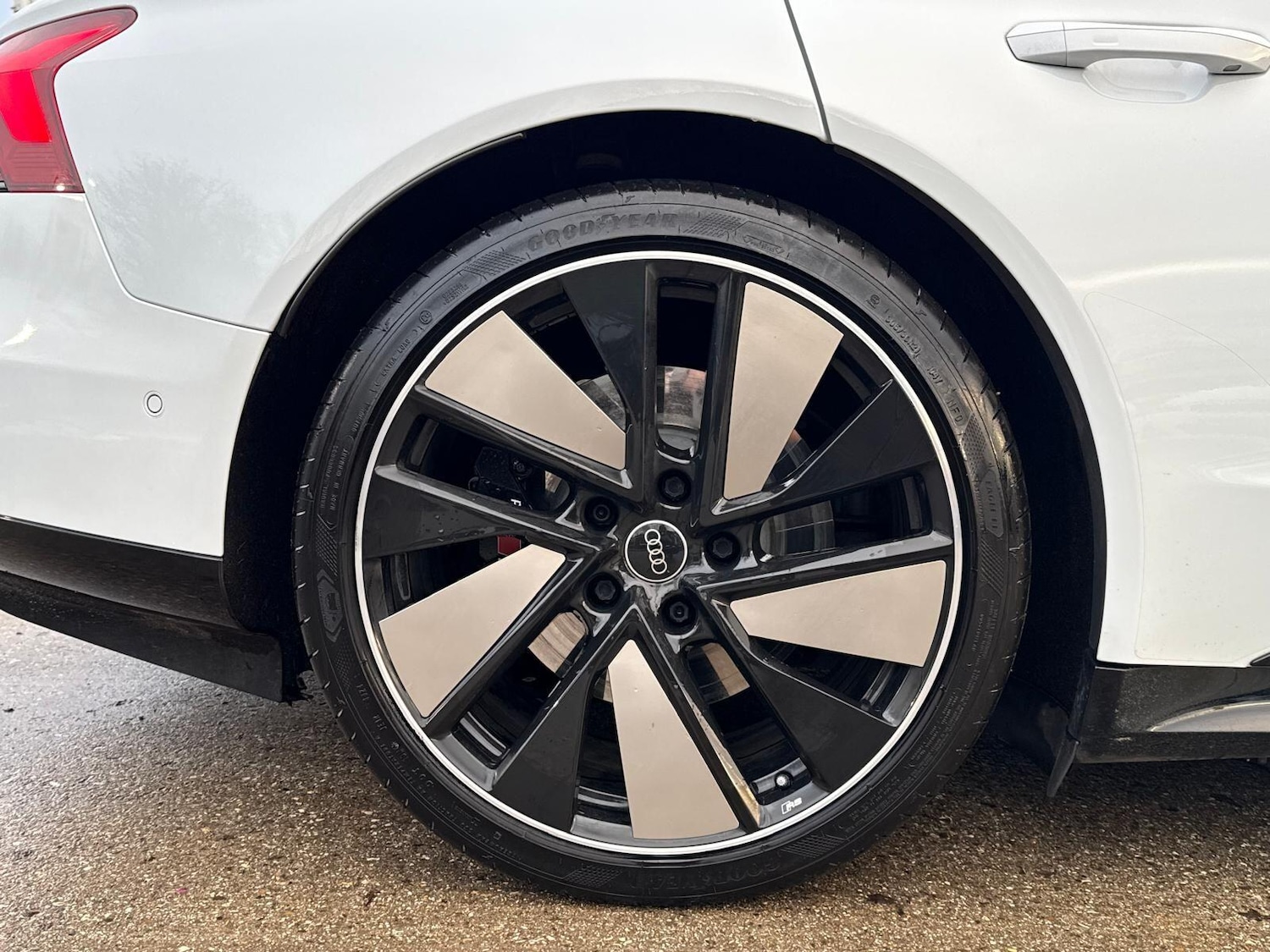 Used Audi RS e-tron GT for sale - 77688816: Photo 34