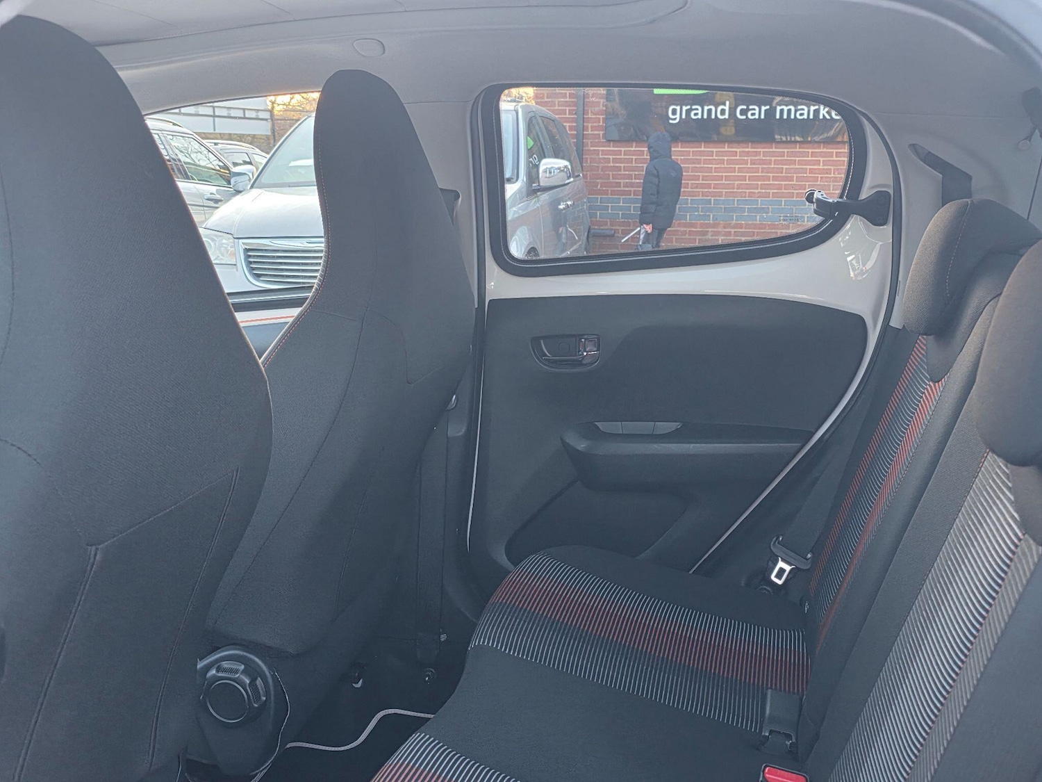 Used Peugeot 108 2017 for sale - 77784458: Photo 27