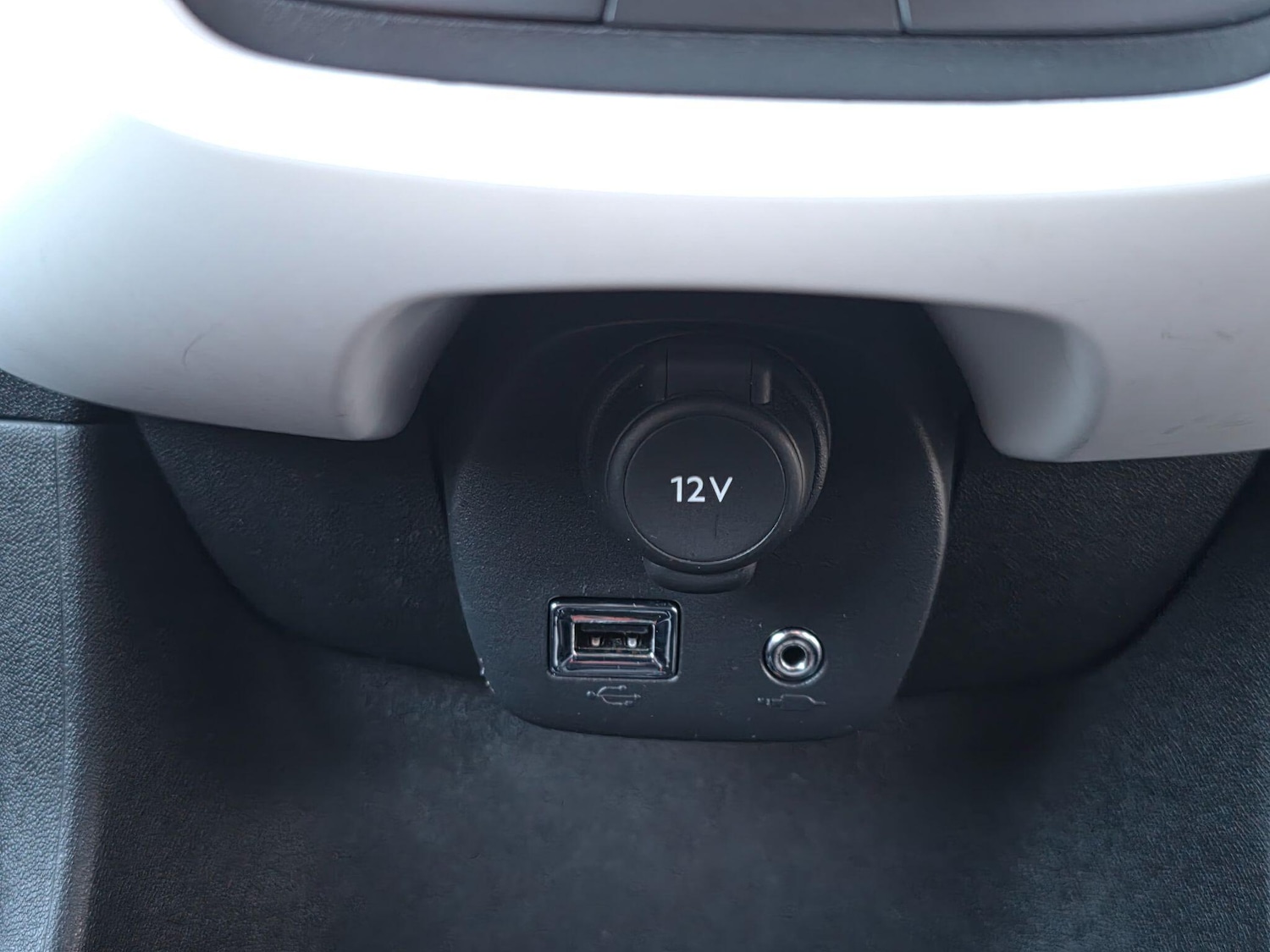 Used Peugeot 108 2017 for sale - 77784458: Photo 29