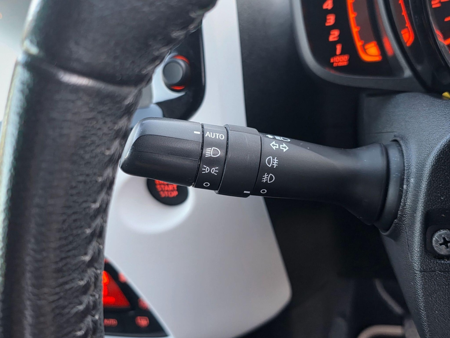 Used Peugeot 108 2017 for sale - 77784458: Photo 31