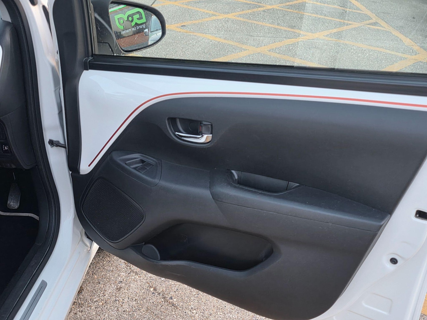 Used Peugeot 108 2017 for sale - 77784458: Photo 43