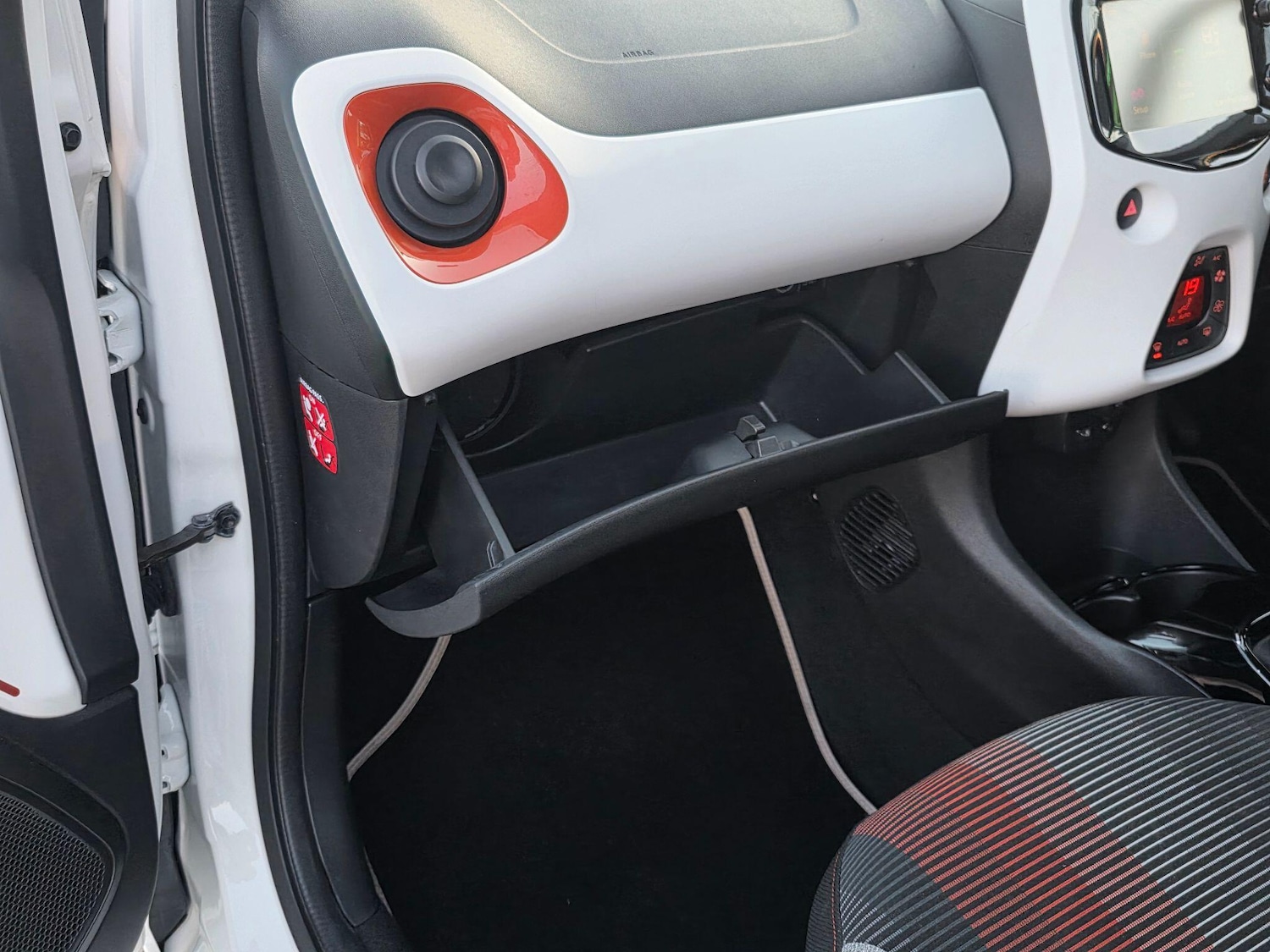 Used Peugeot 108 2017 for sale - 77784458: Photo 72