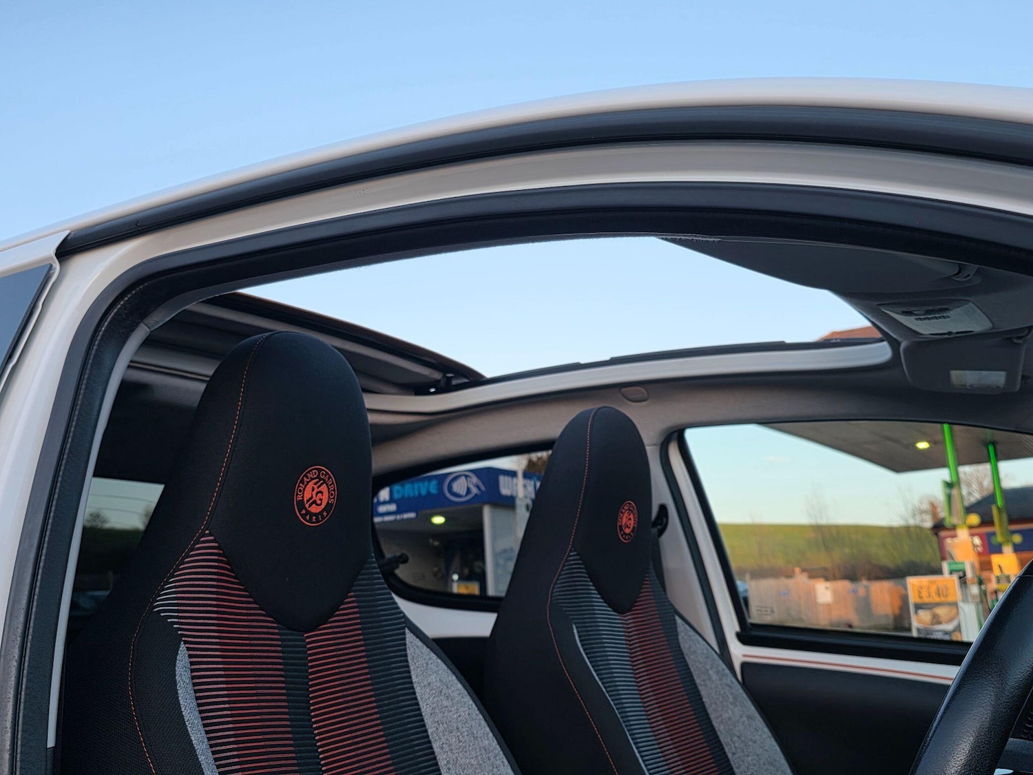 Used Peugeot 108 2017 for sale - 77784458: Photo 75