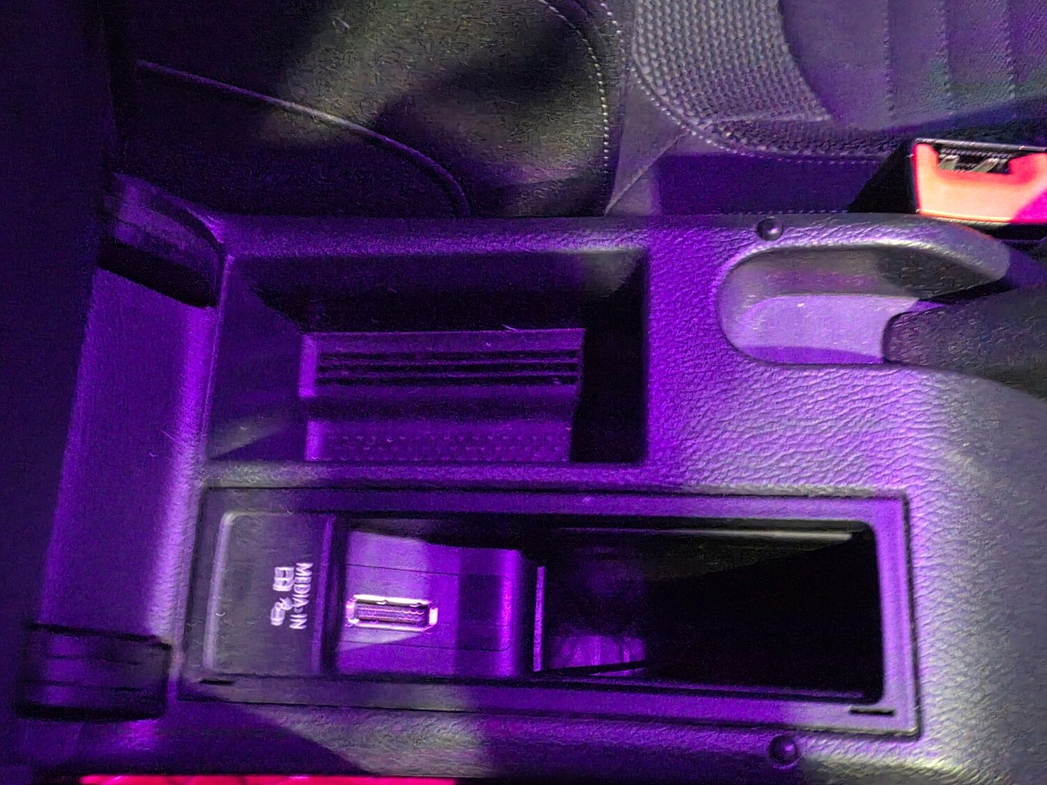 Used Volkswagen Scirocco for sale - 77688826: Photo 27