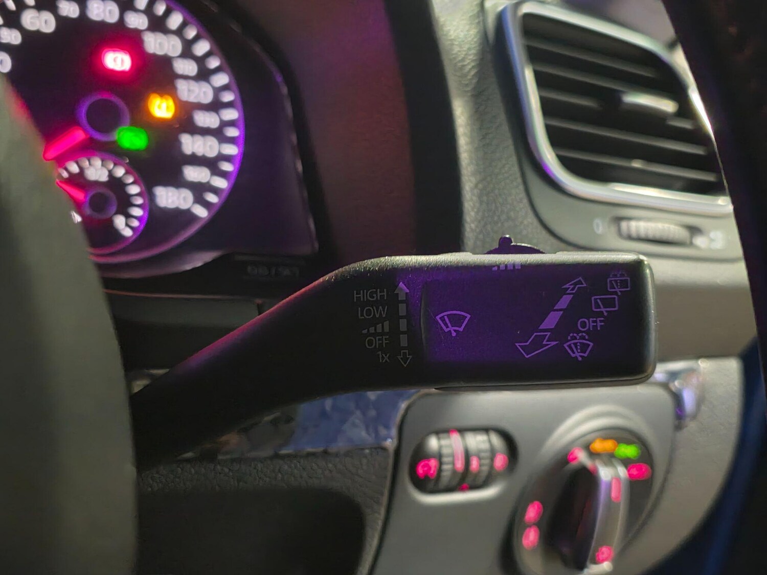 Used Volkswagen Scirocco for sale - 77688826: Photo 29