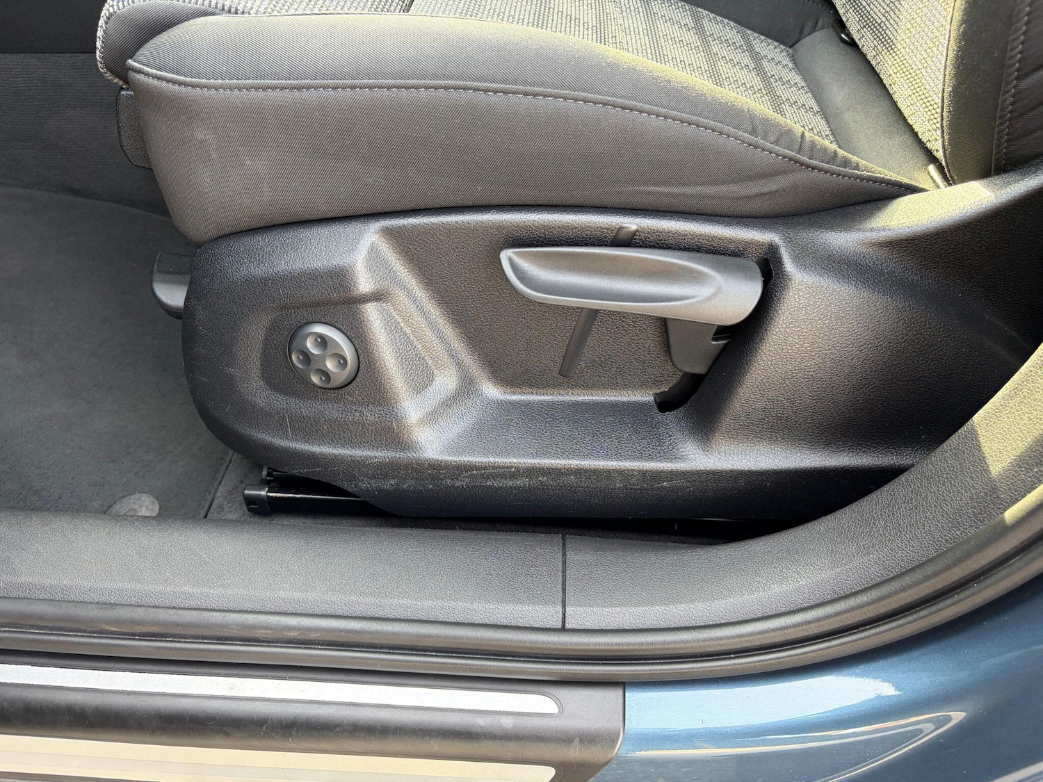 Used Audi Q3 for sale - 78205375: Photo 21