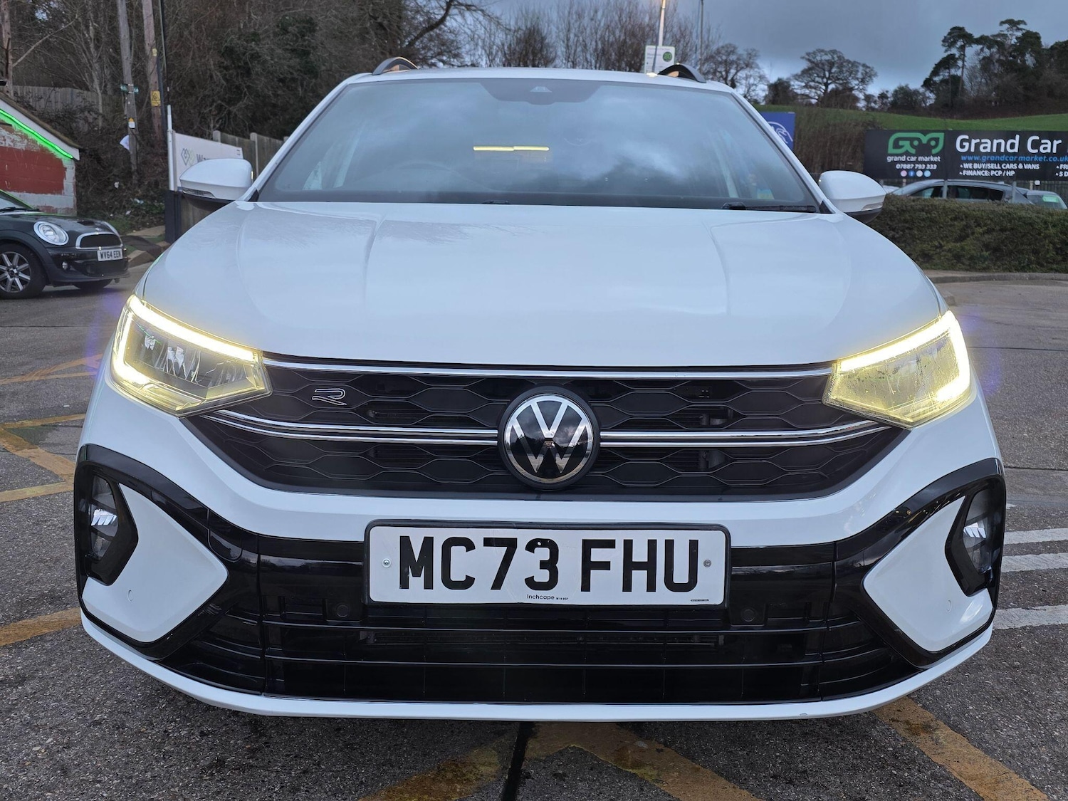 Used Volkswagen Taigo for sale - 77688824: Photo 2