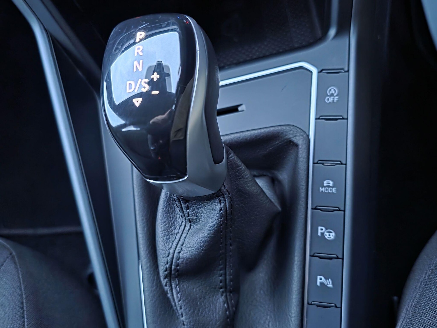 Used Volkswagen Taigo for sale - 77688824: Photo 22