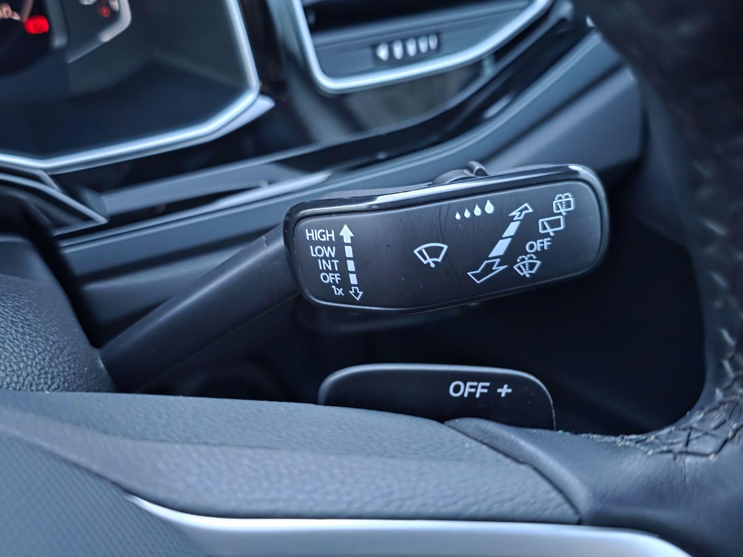 Used Volkswagen Taigo for sale - 77688824: Photo 34