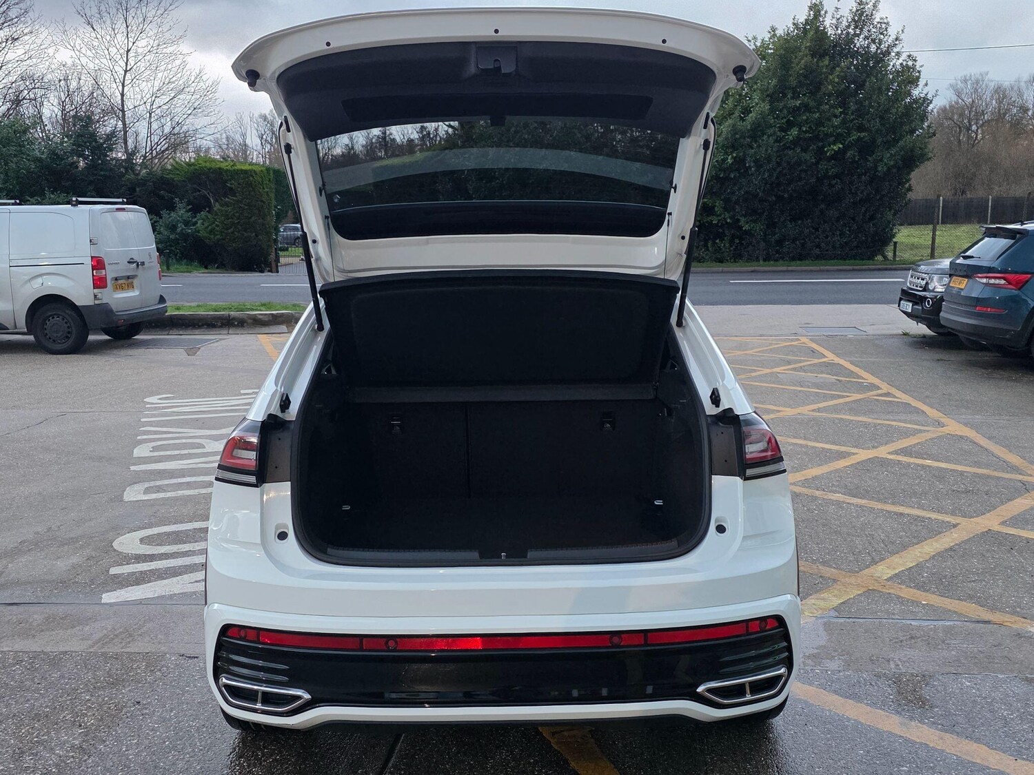 Used Volkswagen Taigo for sale - 77688824: Photo 56