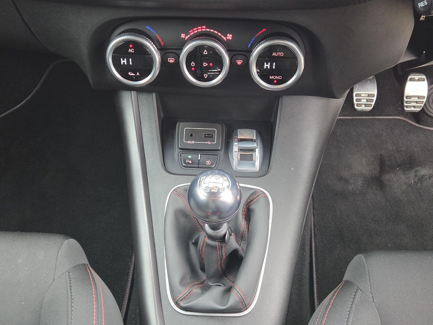 Used Alfa Romeo Giulietta for sale - 77688830: Photo 11