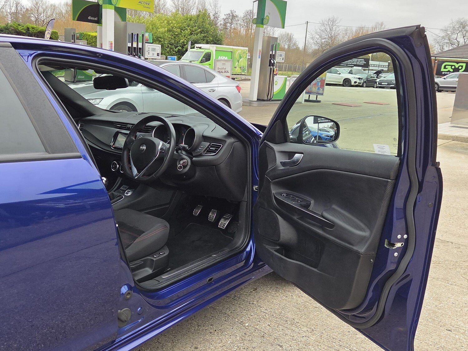 Used Alfa Romeo Giulietta for sale - 77688830: Photo 32