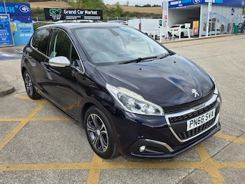 Used Peugeot 208 2016 for sale - 78292574: Photo