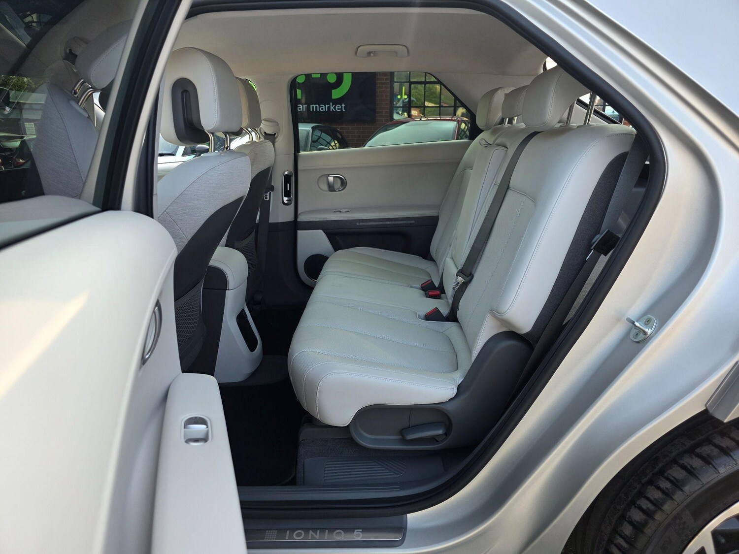 Used Hyundai IONIQ 5 for sale - 77688821: Photo 32