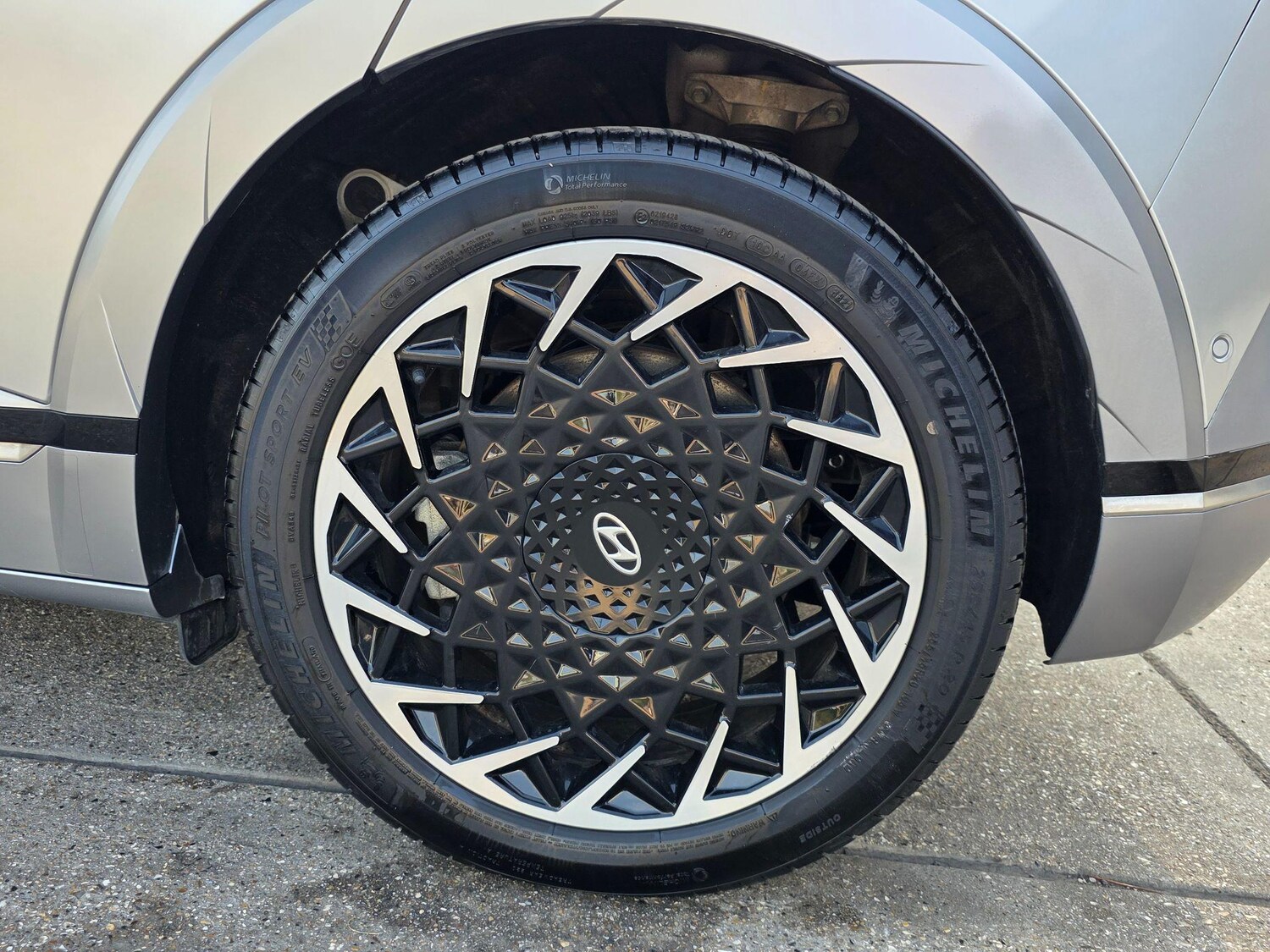 Used Hyundai IONIQ 5 for sale - 77688821: Photo 60