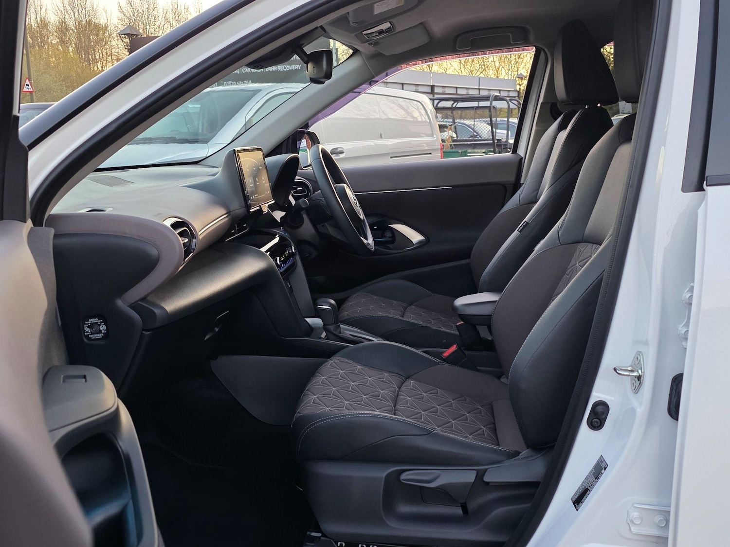 Used Toyota Yaris Cross 2023 for sale - 77688817: Photo 19