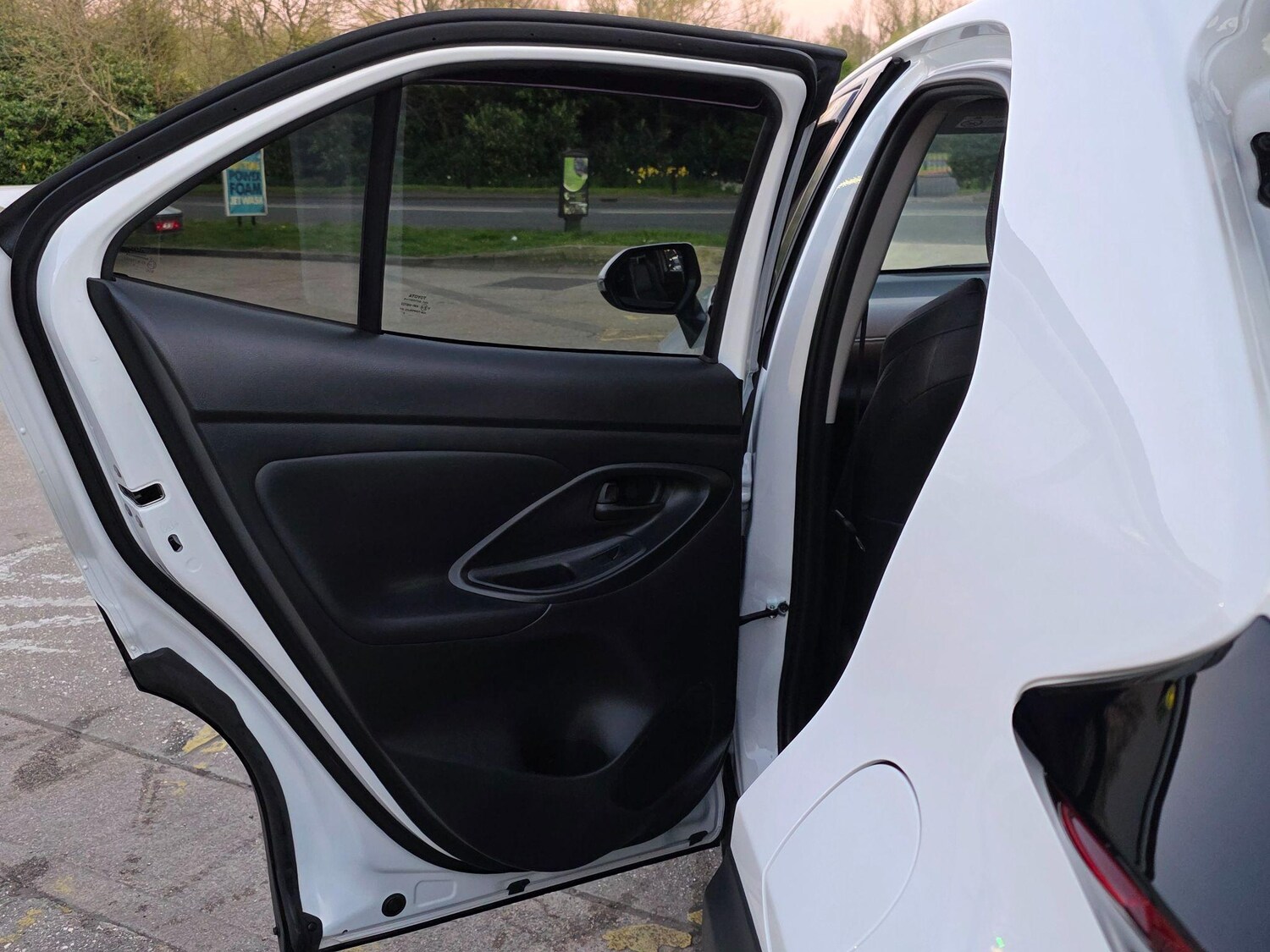 Used Toyota Yaris Cross 2023 for sale - 77688817: Photo 24