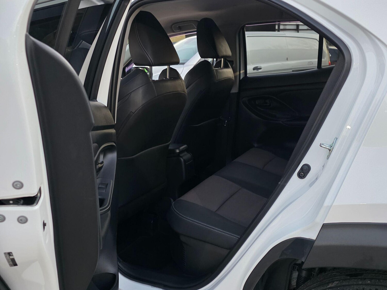 Used Toyota Yaris Cross 2023 for sale - 77688817: Photo 25