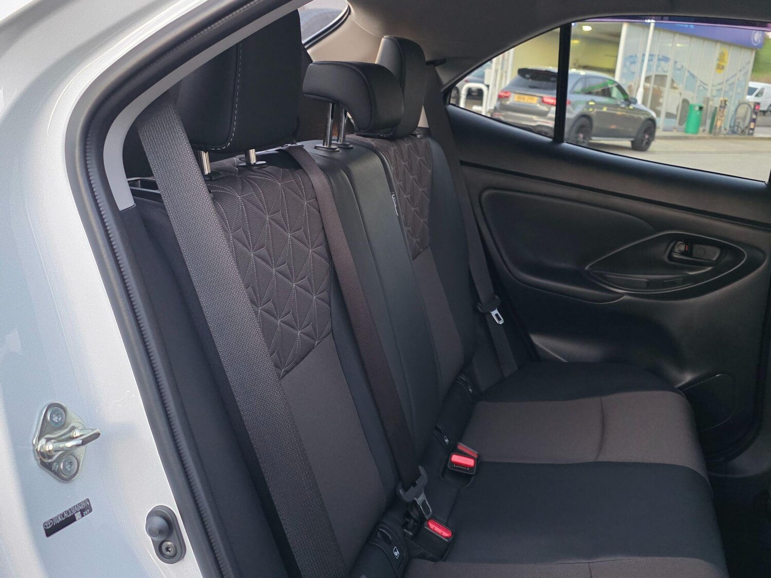 Used Toyota Yaris Cross 2023 for sale - 77688817: Photo 30